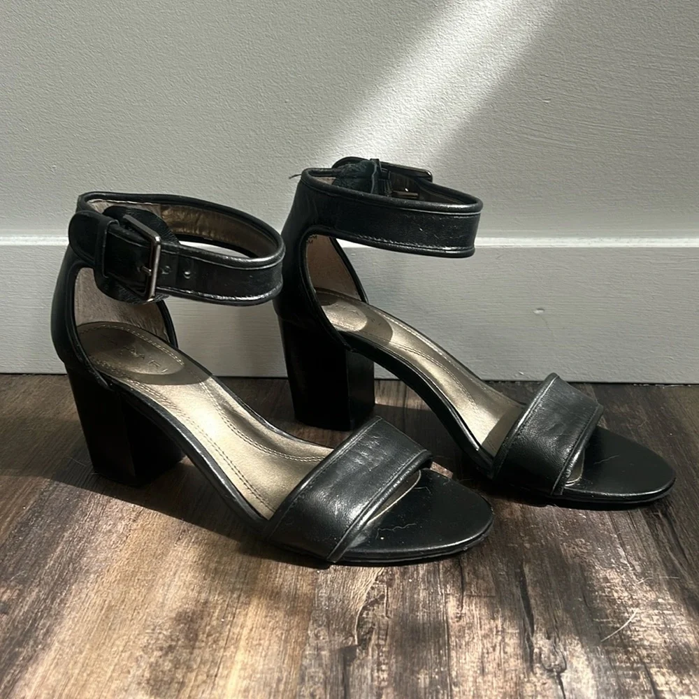 Tahari black block ankle strap heels ADAM 6.5 - Picture 1 of 10